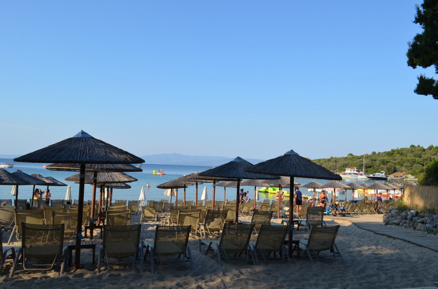  KoursarosbeachbarPaliouri 
